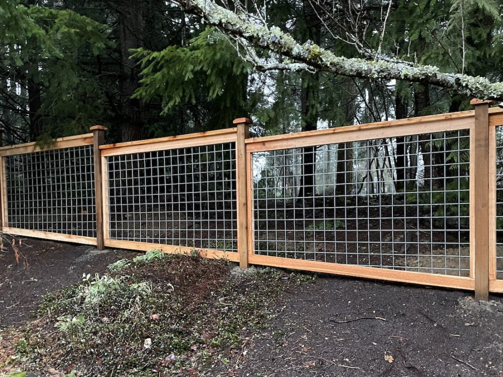 Commercial & Residential Hog-Wire Fences - Seattle