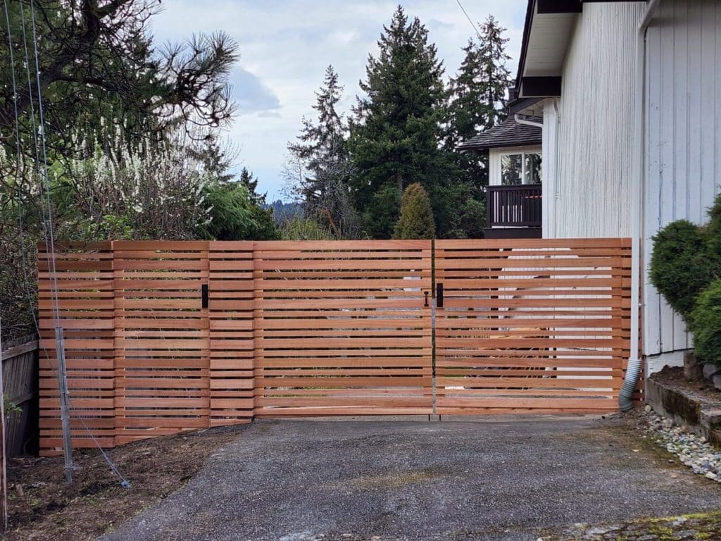 Residential & Commercial Horizontal Fence Bellevue
